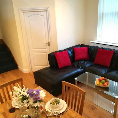 Modern, 2 Bedroom Apartment With Sofa Bed, Uplands, Swansea Exterior foto