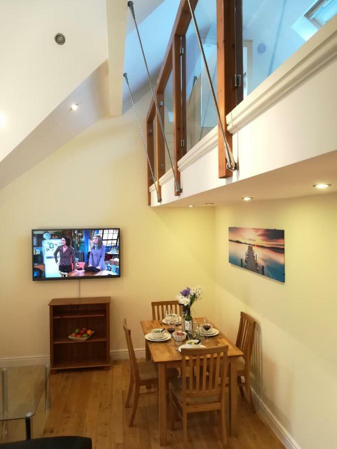 Modern, 2 Bedroom Apartment With Sofa Bed, Uplands, Swansea Exterior foto